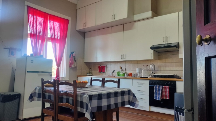 5 Bedroom Property for Sale in Navalsig Free State